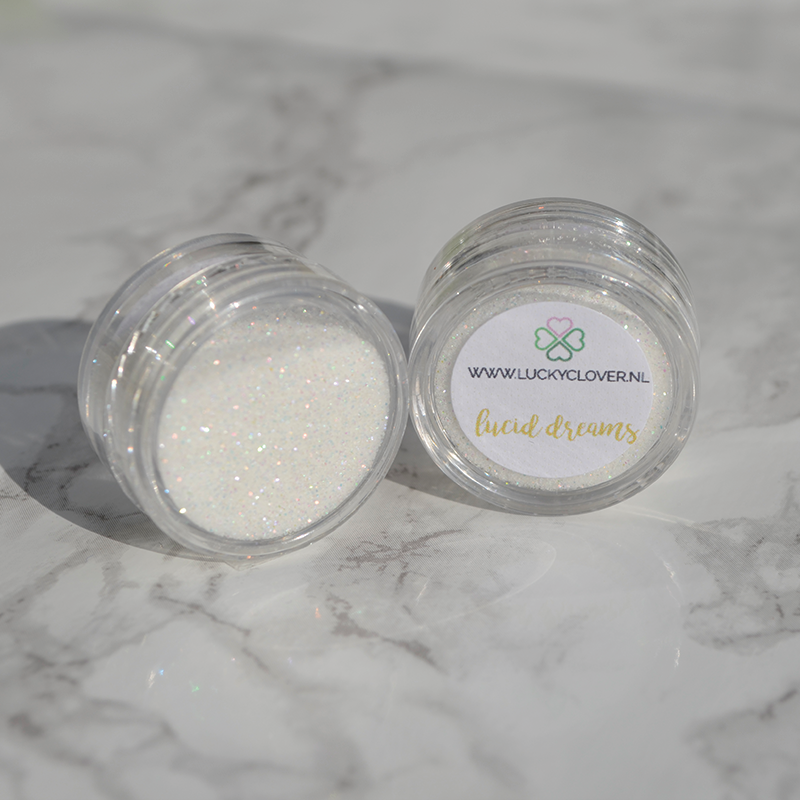 Glitter | lucid dreams