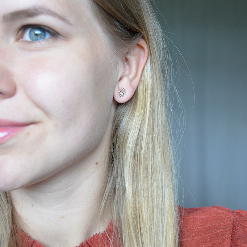 Oorbel hamsa opaal | rose verguld 925 zilver